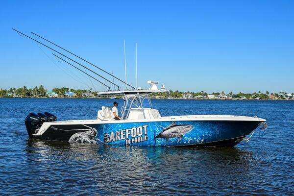 37-ft-SeaVee-2023-370Z-BAREFOOR IN PUBLIC Stuart Florida United States  yacht for sale