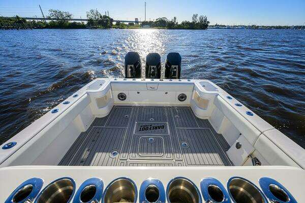 SeaVee 370Z Yacht For Sale