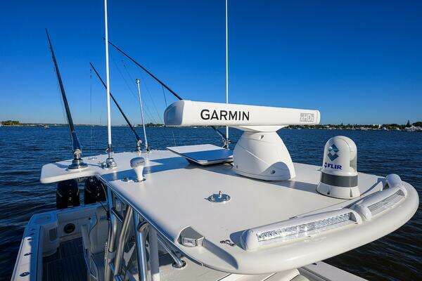 SeaVee 370Z Yacht For Sale