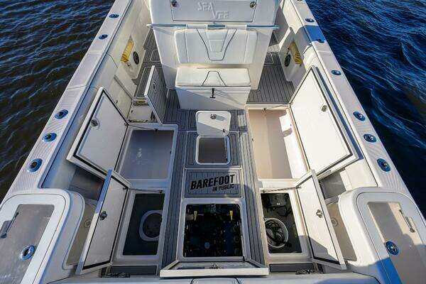 SeaVee 370Z Yacht For Sale