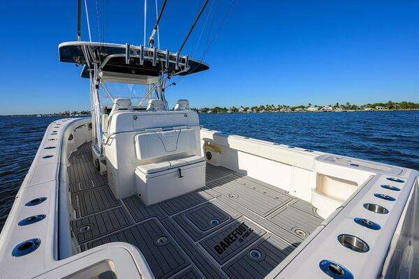 SeaVee 370Z Yacht For Sale