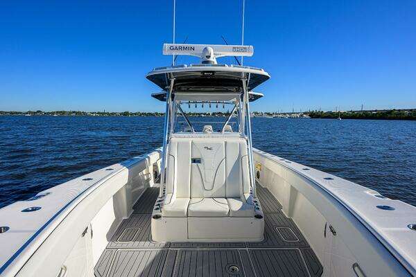SeaVee 370Z Yacht For Sale