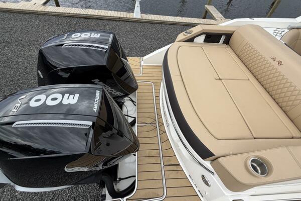 32ft Sea Ray Yacht For Sale