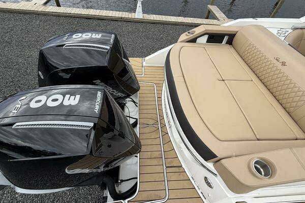 2023 Sea Ray 32