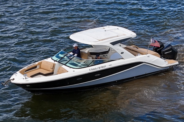 32ft Sea Ray Yacht For Sale