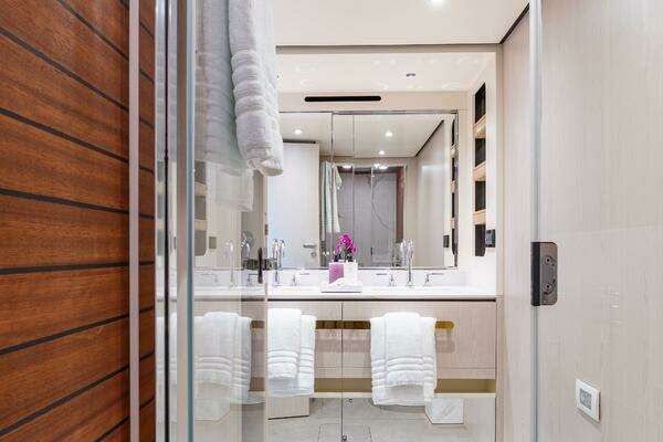 Azimut 78 Yacht For Sale