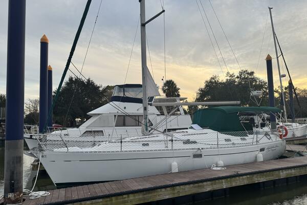 The Originals 38ft Beneteau Yacht For Sale