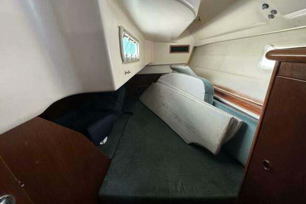 The Originals 38ft Beneteau Yacht For Sale