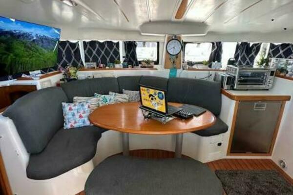 Herkee 38ft Lagoon Yacht For Sale