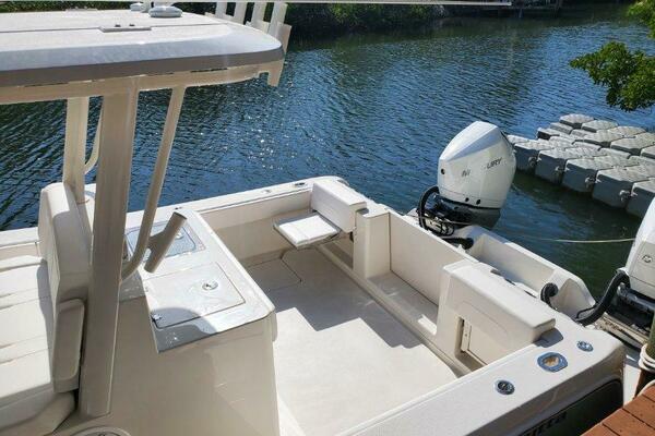 32ft Calcutta Yacht For Sale