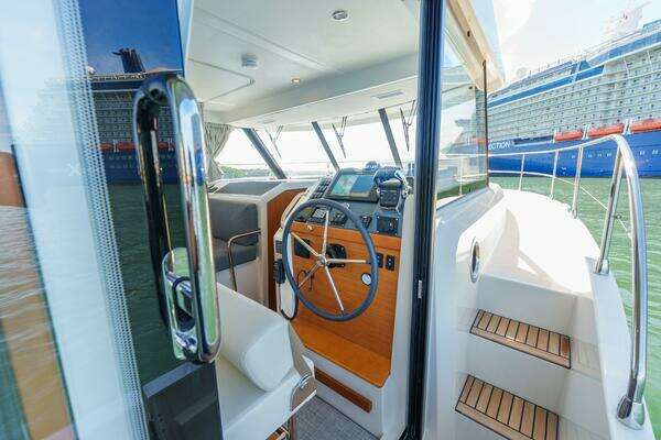 Beneteau  Yacht For Sale