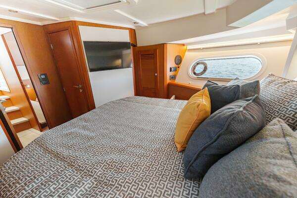Beneteau  Yacht For Sale