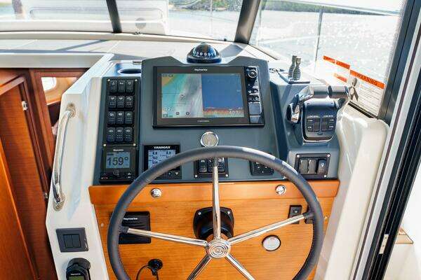 Beneteau  Yacht For Sale