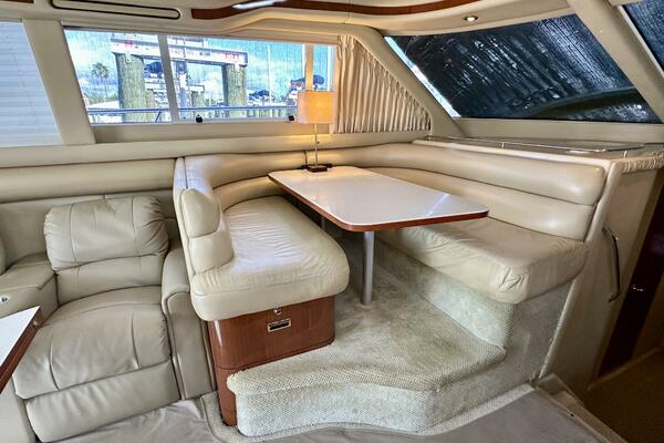 Sea Ray 48 LIFE IS GOOD TODAY - Galley Dinette