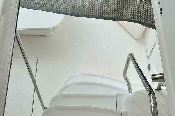 Sea Ray 480 Sedan Bridge Yacht For Sale