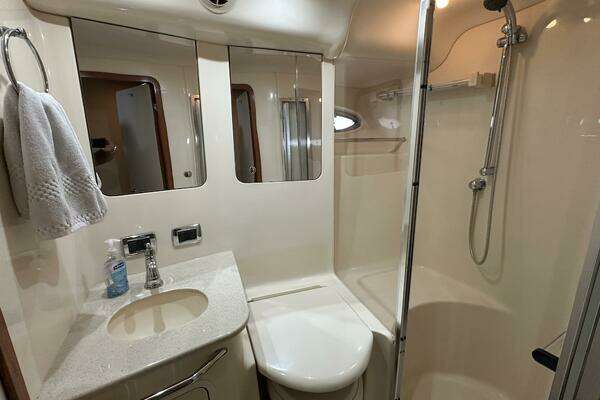 Sea Ray 480 Sedan Bridge Yacht For Sale