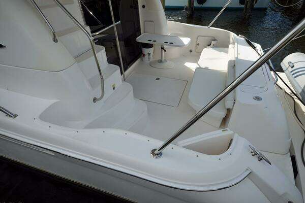 Sea Ray 480 Sedan Bridge Yacht For Sale