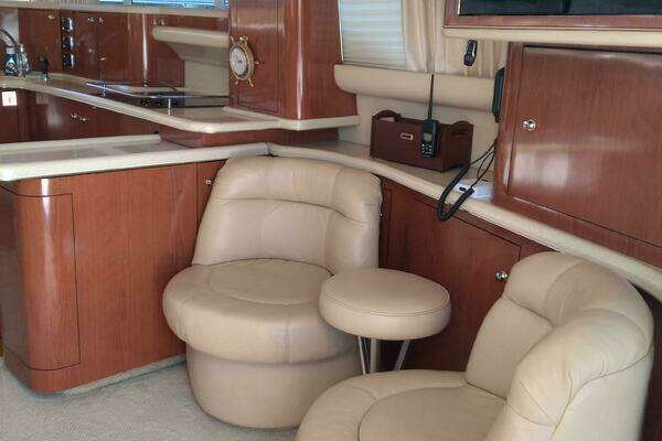 Sea Ray 480 Sedan Bridge Yacht For Sale
