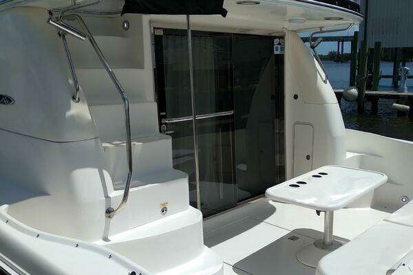 Sea Ray 480 Sedan Bridge Yacht For Sale