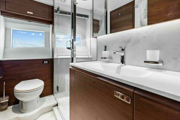 Princess Y72 Motor Yacht Yacht For Sale