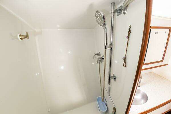 Jarrett Bay 54 Yacht For Sale