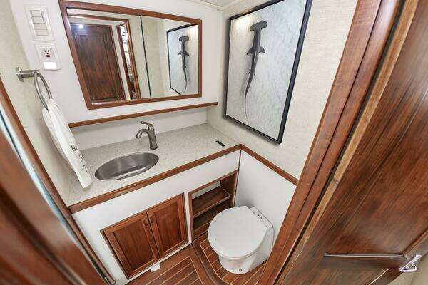 Jarrett Bay 54 Yacht For Sale