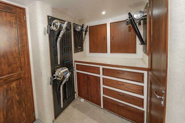 Jarrett Bay 54 Yacht For Sale