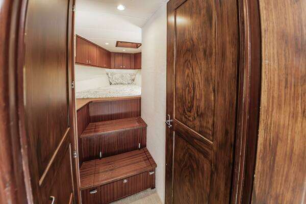 Jarrett Bay 54 Yacht For Sale