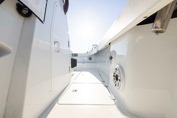 34ft Freeman Yacht For Sale