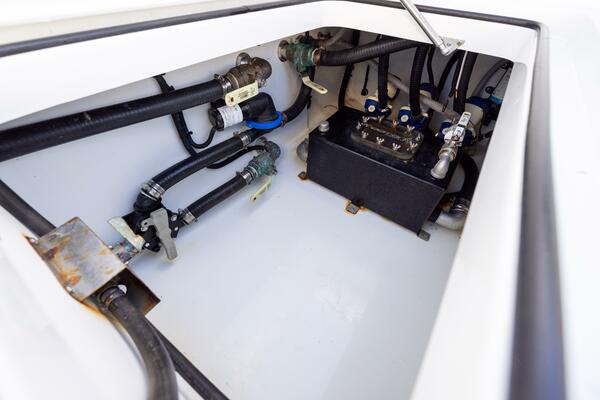 34ft Freeman Yacht For Sale