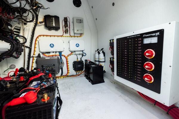 34ft Freeman Yacht For Sale