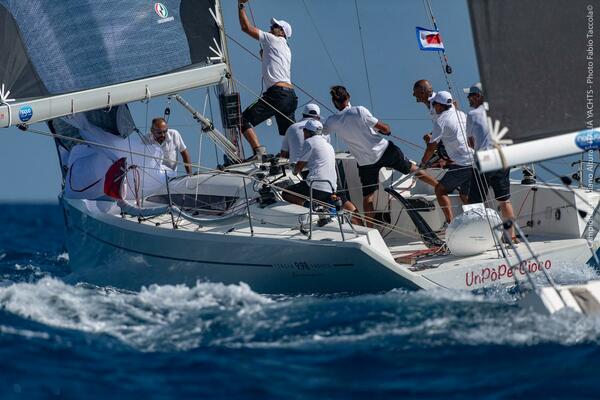 34ft Italia Yachts Yacht For Sale