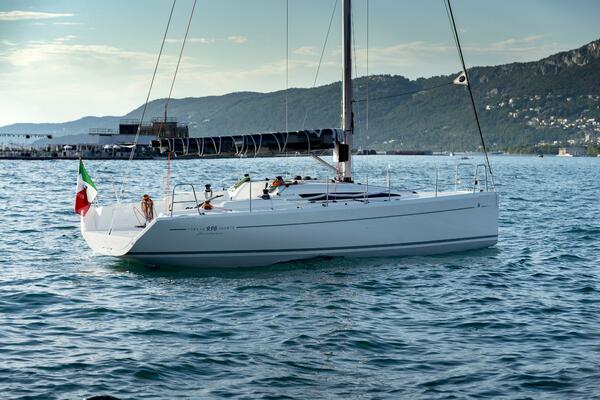 34ft Italia Yachts Yacht For Sale