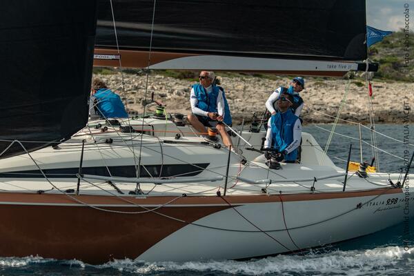 34ft Italia Yachts Yacht For Sale