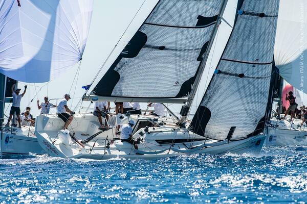 34ft Italia Yachts Yacht For Sale