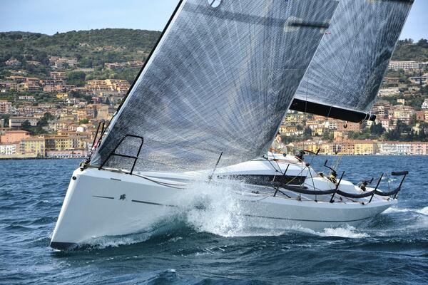 34ft Italia Yachts Yacht For Sale