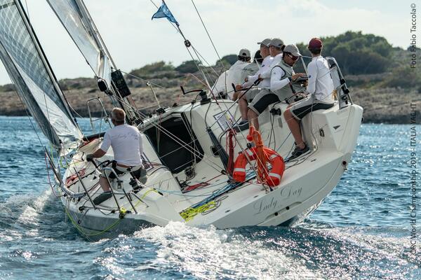 34ft Italia Yachts Yacht For Sale