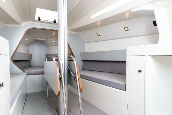 34ft Italia Yachts Yacht For Sale