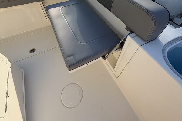 24ft Cobia Yacht For Sale