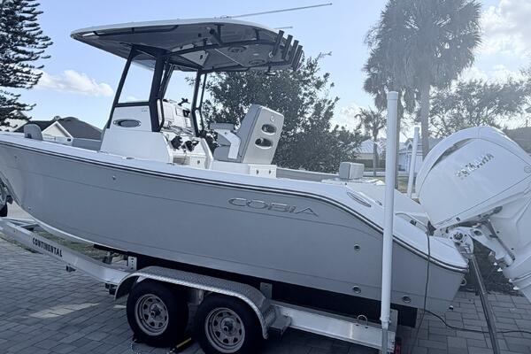 24ft Cobia Yacht For Sale