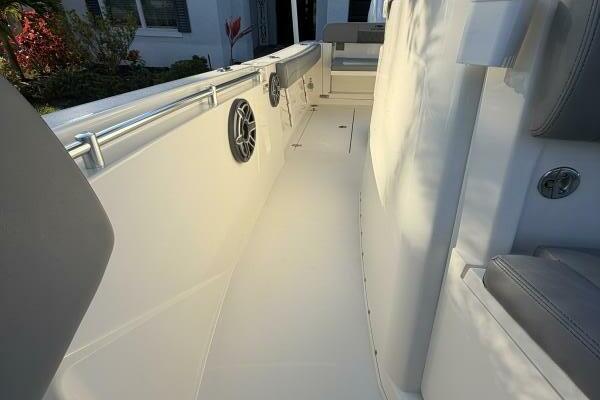 24ft Cobia Yacht For Sale