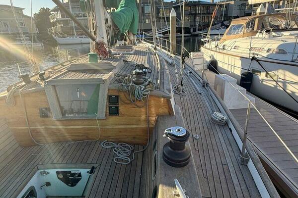 Sir Edmund 49ft Schooner Yacht For Sale
