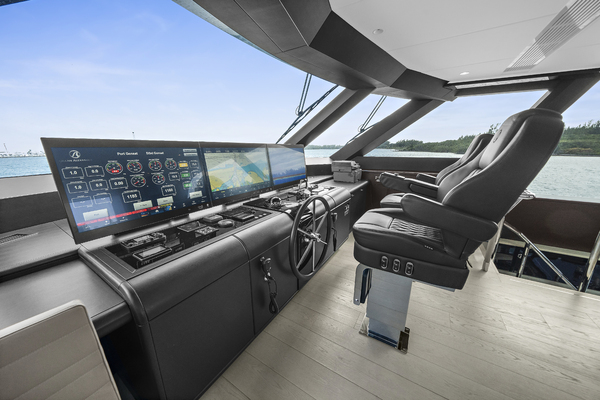 106ft Ocean Alexander Yacht For Sale