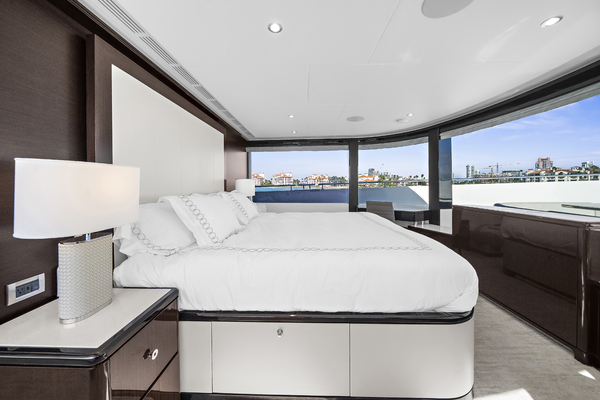 106ft Ocean Alexander Yacht For Sale