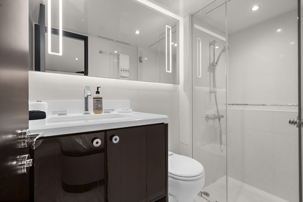 106ft Ocean Alexander Yacht For Sale