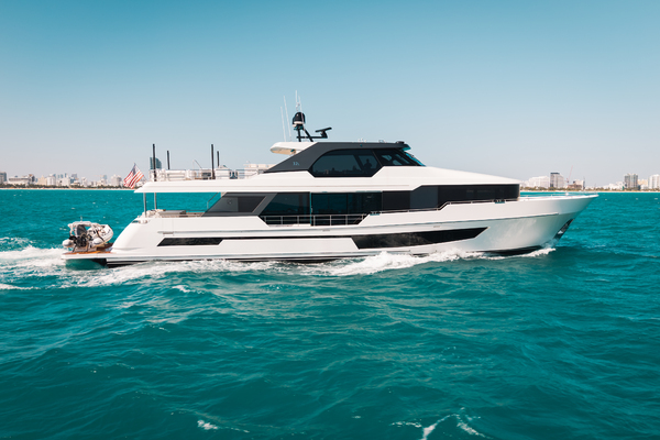 106ft Ocean Alexander Yacht For Sale