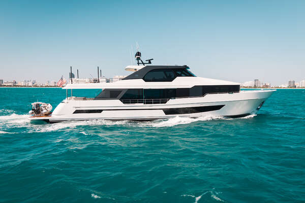 106-ft-Ocean Alexander-2024-32 L- Clearwater Florida United States  yacht for sale