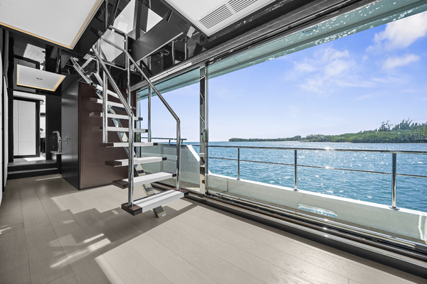 106ft Ocean Alexander Yacht For Sale