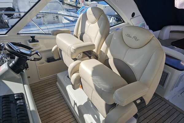Sea Ray 500 SUNDANCER Yacht For Sale