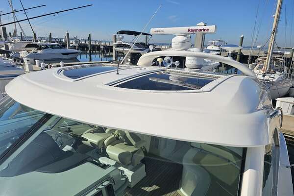 Sea Ray 500 SUNDANCER Yacht For Sale